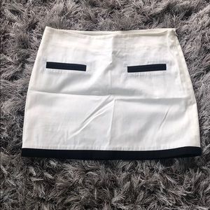 Off white and black forever21  skirt